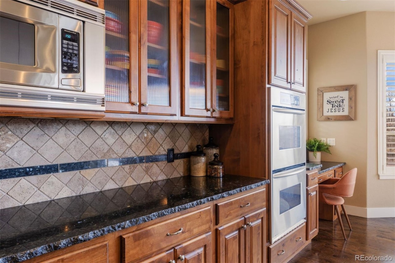 2798 Hawk Point Ct Escavera Mountain Views & Natural Privacy: This custom walk-out ranch is nestled at the end of a cul-de-sac... Castle Rock Douglas CO 80104 8844646 home for sale $1,350,000 8844646 Photo 5