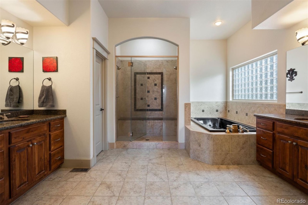 2798 Hawk Point Ct Escavera Mountain Views & Natural Privacy: This custom walk-out ranch is nestled at the end of a cul-de-sac... Castle Rock Douglas CO 80104 8844646 home for sale $1,350,000 8844646 Photo 18