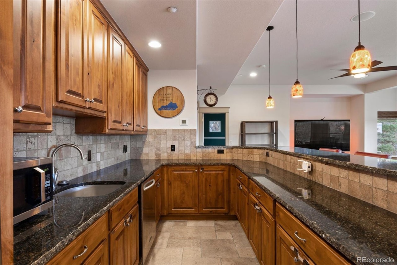 2798 Hawk Point Ct Escavera Mountain Views & Natural Privacy: This custom walk-out ranch is nestled at the end of a cul-de-sac... Castle Rock Douglas CO 80104 8844646 home for sale $1,350,000 8844646 Photo 34