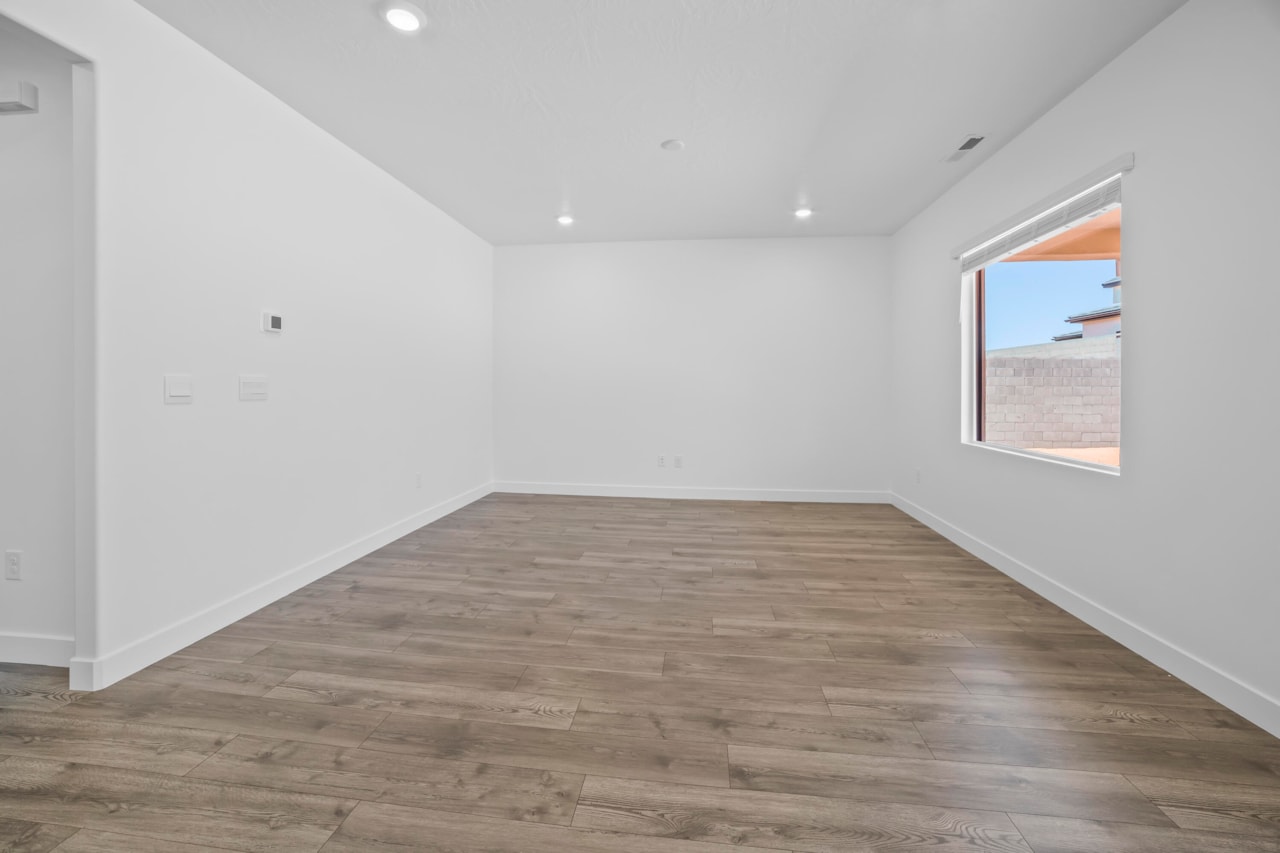 1904 S Cyclone DR #262 Washington, UT 84780 home for sale, MLS#25-267017 - Erika Rogers Photo 22