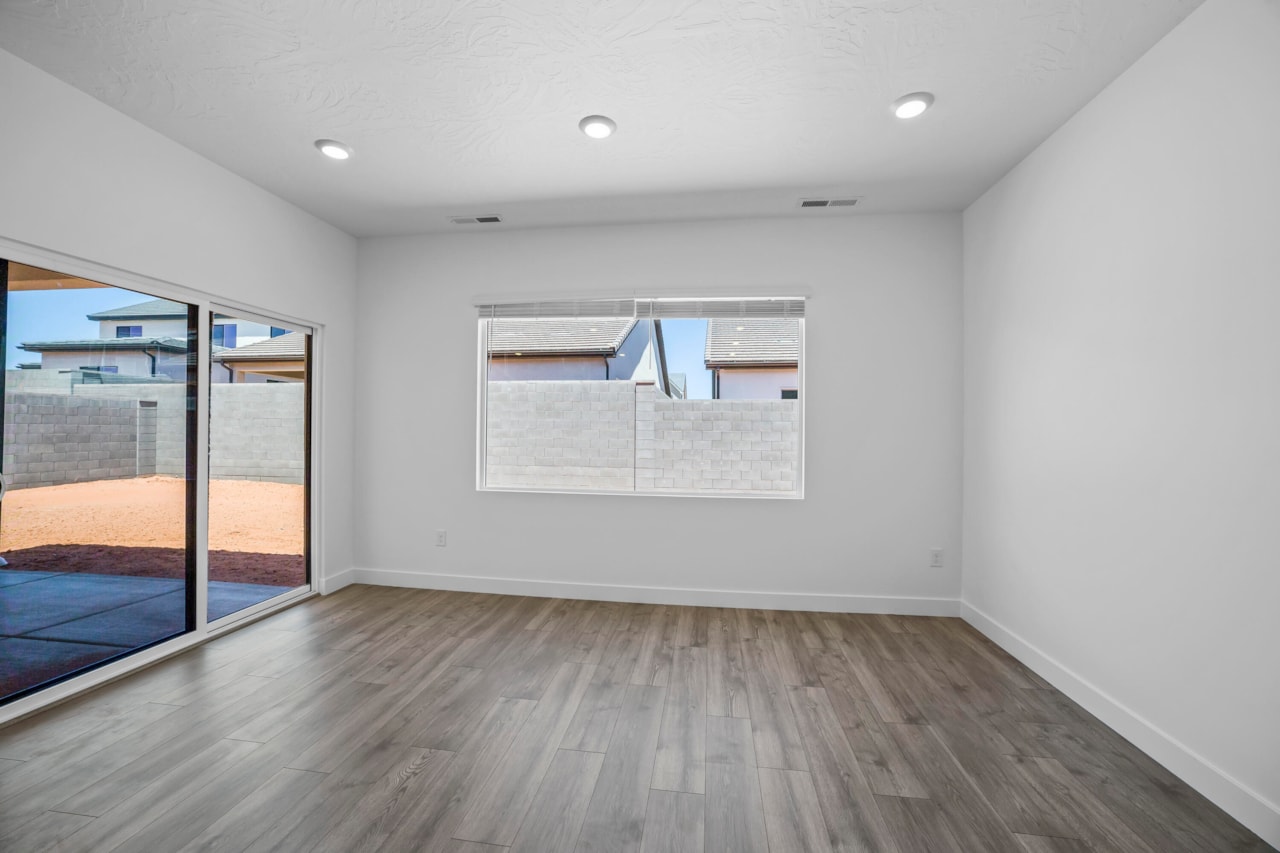 1904 S Cyclone DR #262 Washington, UT 84780 home for sale, MLS#25-267017 - Erika Rogers Photo 29