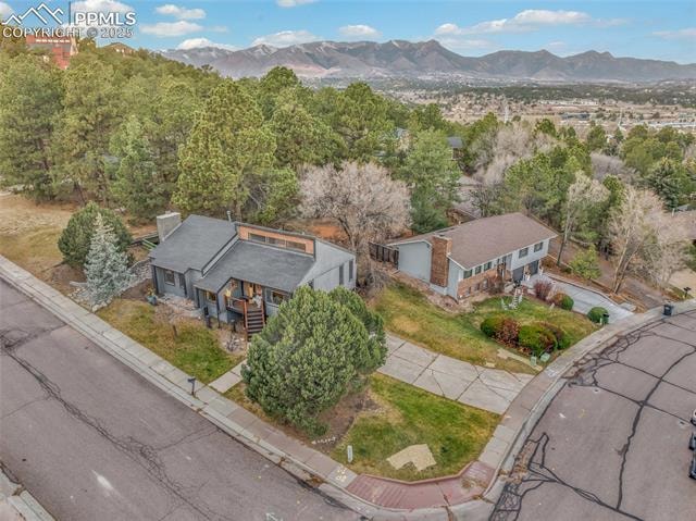 1180 Garlock Lane Pulpit Rock Discover this beautifully maintained home in the highly desirable Pulpit Rock neighborhood,... Colorado Springs El Paso CO 80918 8093474 home for sale $540,000 8093474 Photo 4