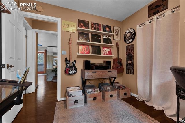 1180 Garlock Lane Pulpit Rock Discover this beautifully maintained home in the highly desirable Pulpit Rock neighborhood,... Colorado Springs El Paso CO 80918 8093474 home for sale $540,000 8093474 Photo 22