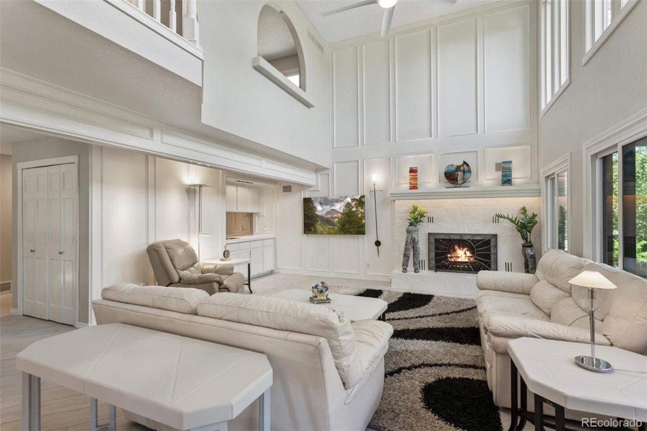 15207 W Ellsworth Place Mesa View Luxurious remodeled five bedroom four bathroom home in highly desired Mesa View Estates.... Golden Jefferson CO 80401 9675544 home for sale $1,259,900 9675544 Photo 12