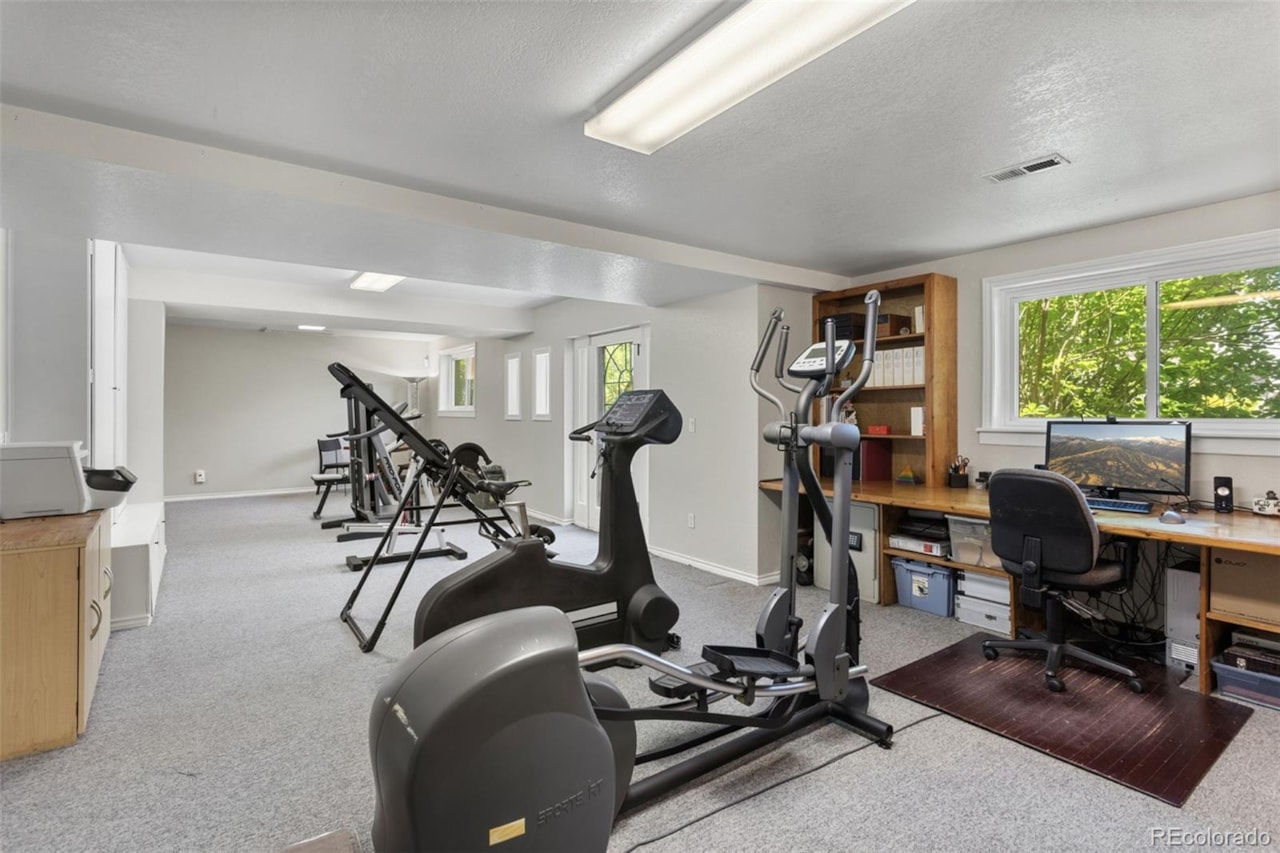 15207 W Ellsworth Place Mesa View Luxurious remodeled five bedroom four bathroom home in highly desired Mesa View Estates.... Golden Jefferson CO 80401 9675544 home for sale $1,259,900 9675544 Photo 34