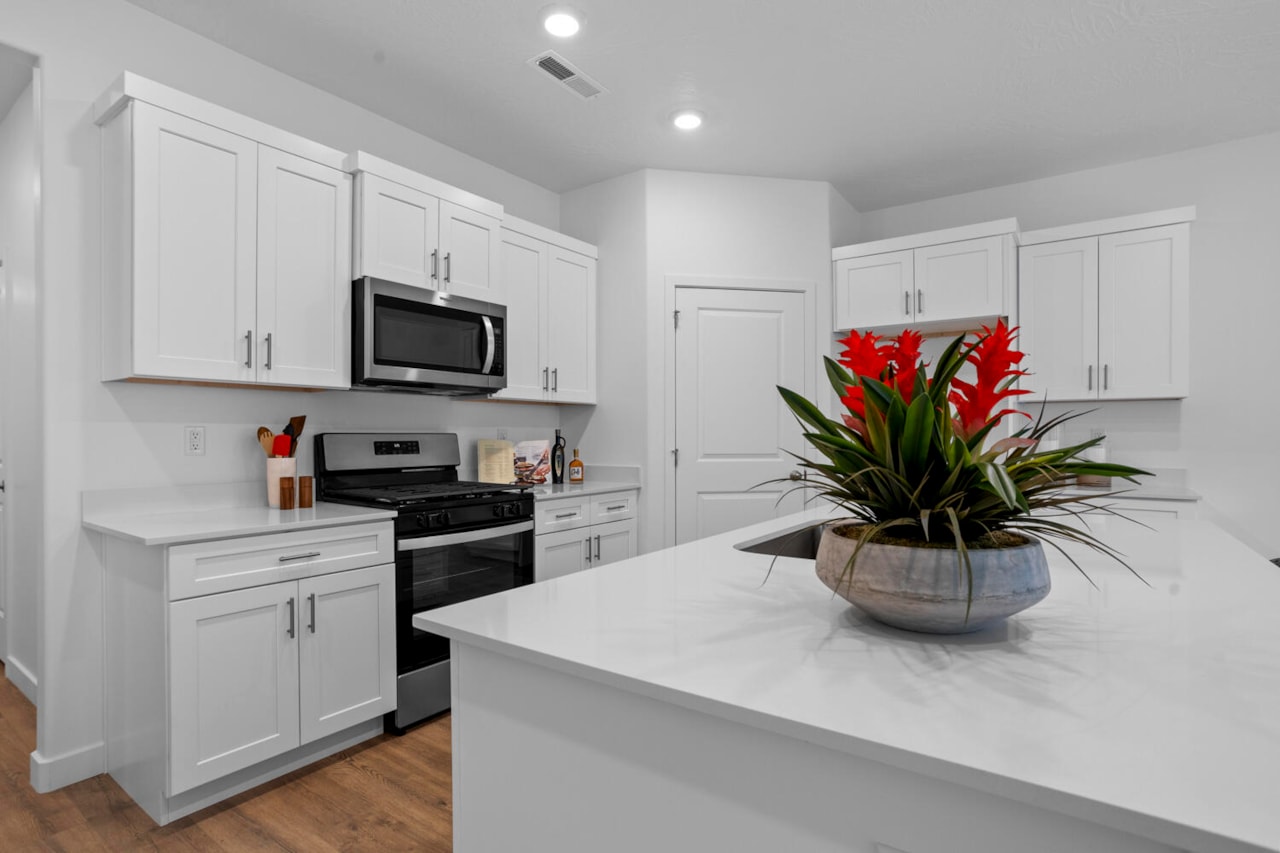 1841 S Queens Garden DR #4251 Washington, UT 84780 home for sale, MLS#25-267015 - Erika Rogers Photo 18