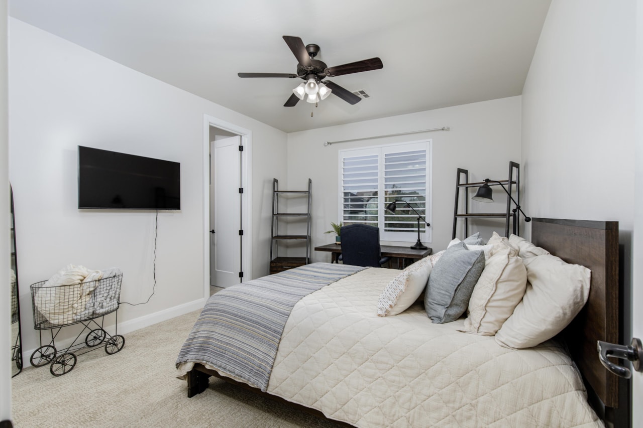 3181 E 3100 ST S St George, UT 84790 home for sale, MLS#25-266941 - Erika Rogers Photo 26