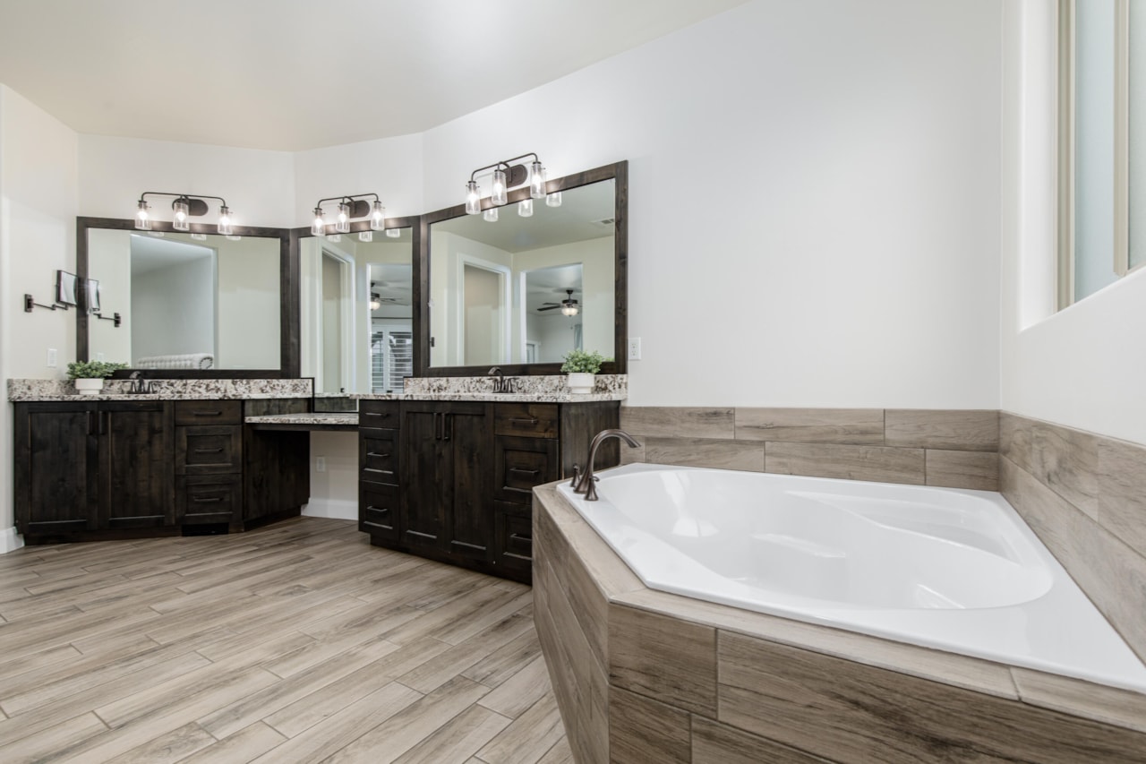 3181 E 3100 ST S St George, UT 84790 home for sale, MLS#25-266941 - Erika Rogers Photo 30