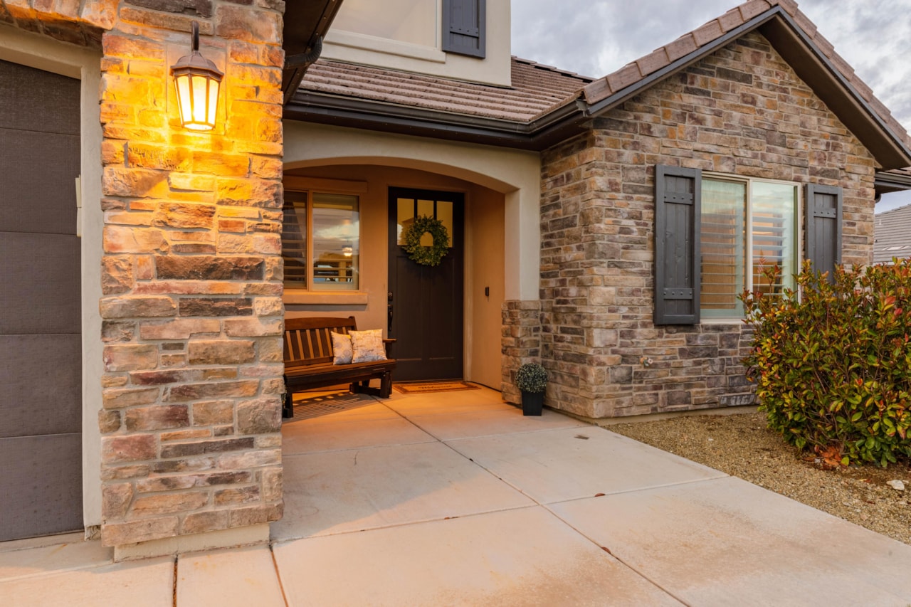 3181 E 3100 ST S St George, UT 84790 home for sale, MLS#25-266941 - Erika Rogers Photo 8