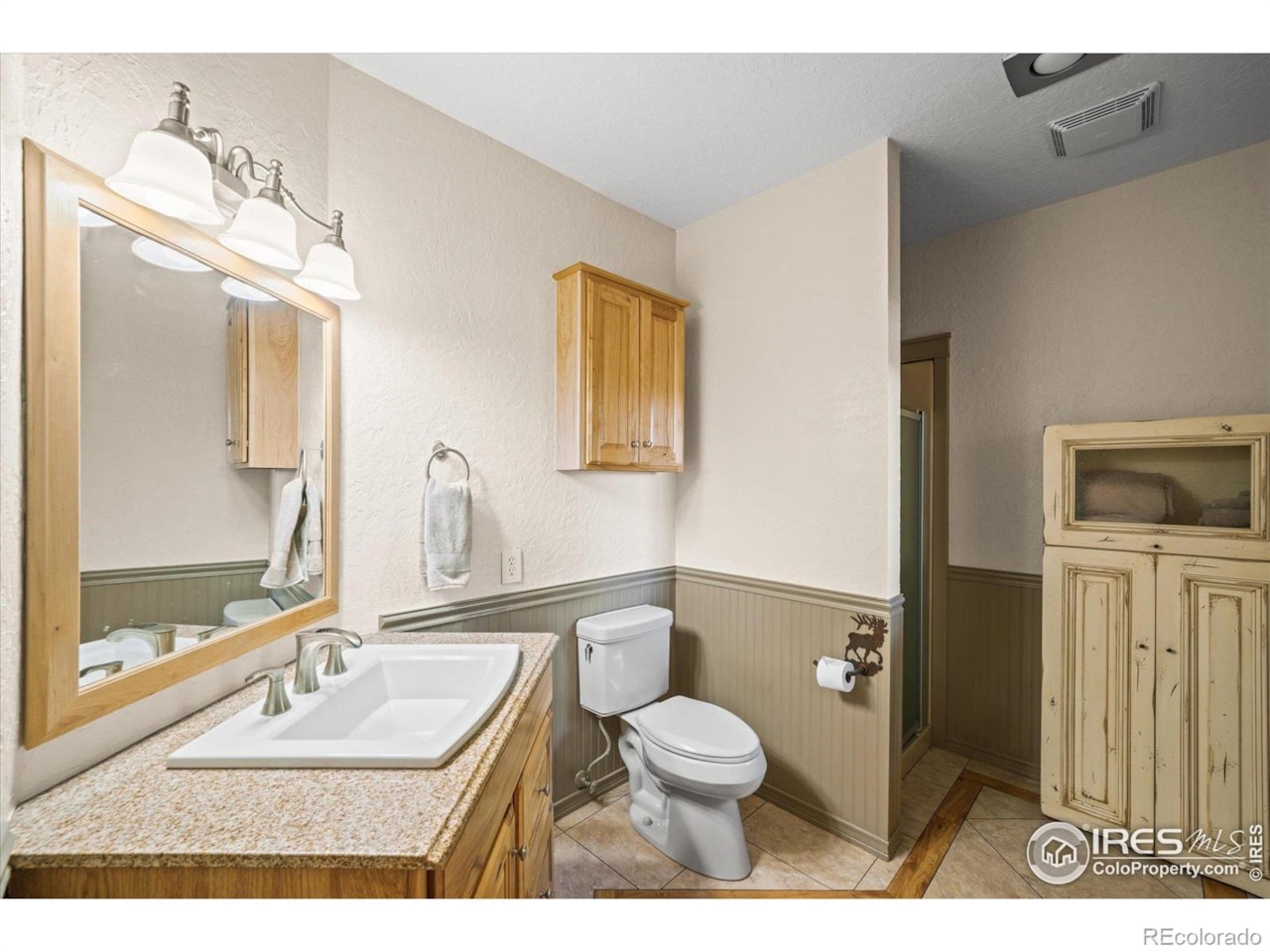 3665 Colard Ln Lyons Area Dreamy Mountain Retreat on 33+ private acres with breathtaking mountain, valley and Denver... Lyons Boulder CO 80540 IR1047849 home for sale $1,887,000 IR1047849 Photo 15