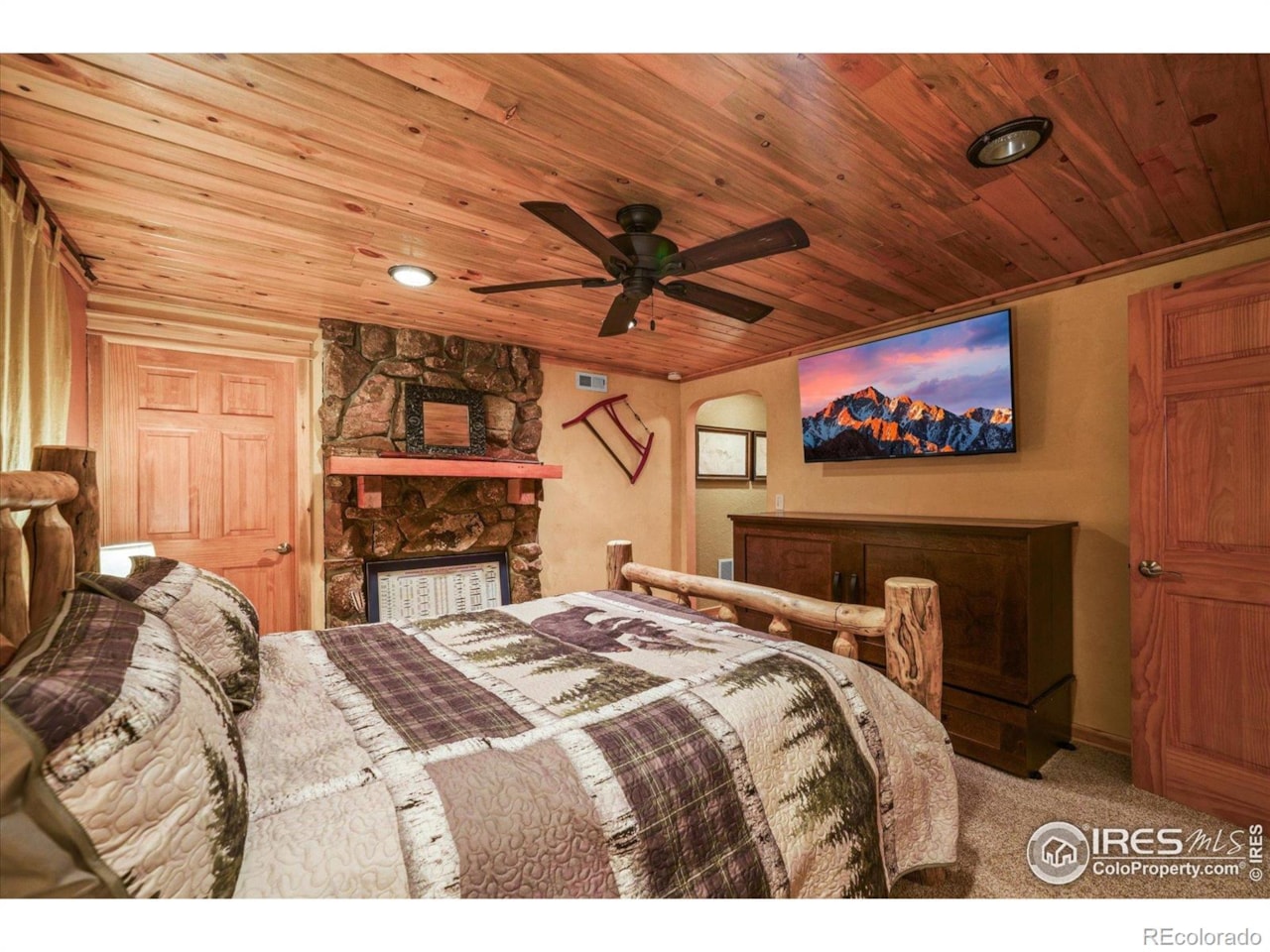 3665 Colard Ln Lyons Area Dreamy Mountain Retreat on 33+ private acres with breathtaking mountain, valley and Denver... Lyons Boulder CO 80540 IR1047849 home for sale $1,887,000 IR1047849 Photo 31