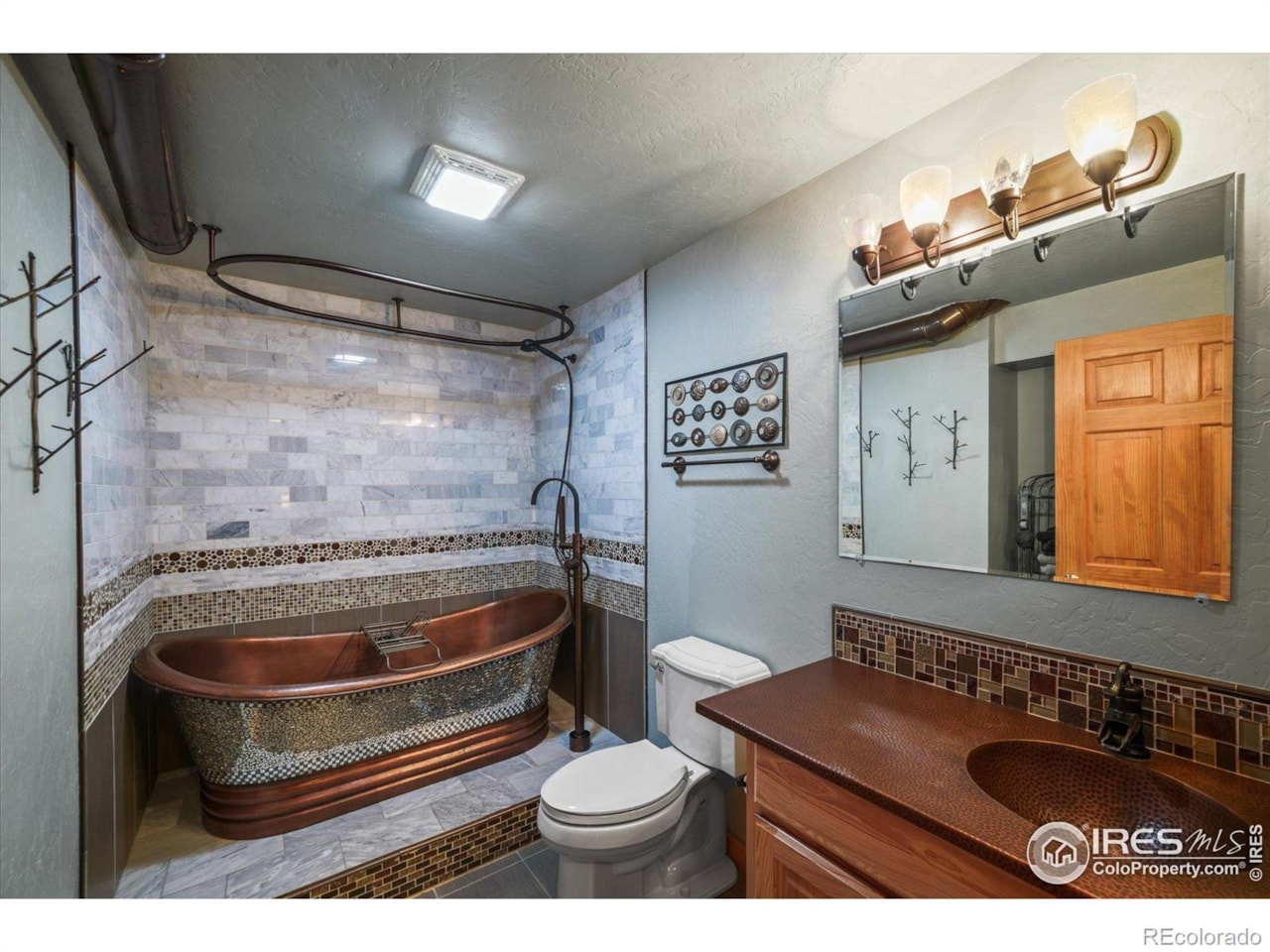 3665 Colard Ln Lyons Area Dreamy Mountain Retreat on 33+ private acres with breathtaking mountain, valley and Denver... Lyons Boulder CO 80540 IR1047849 home for sale $1,887,000 IR1047849 Photo 32