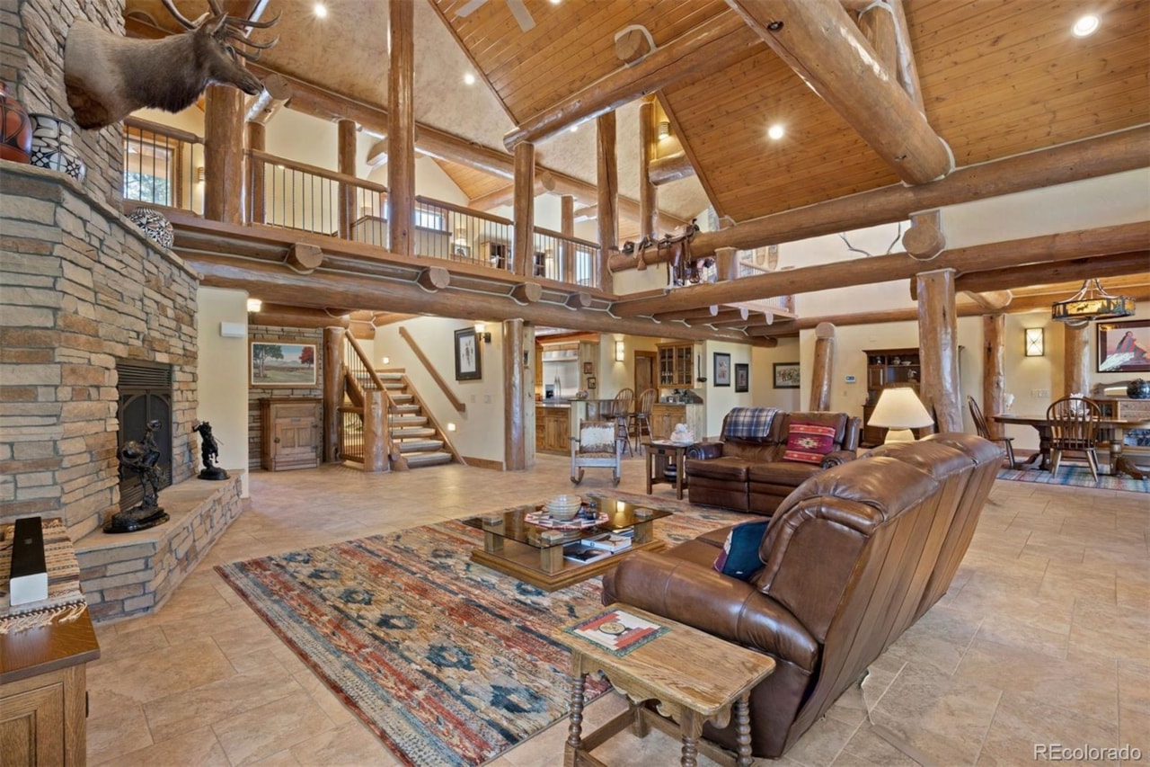 6833 Yampa Dr Bear Dance Luxury lodge design, forested privacy, and views of Bear Dance's 8th green come together... Larkspur Douglas CO 80118 3767631 home for sale $2,100,000 3767631 Photo 3