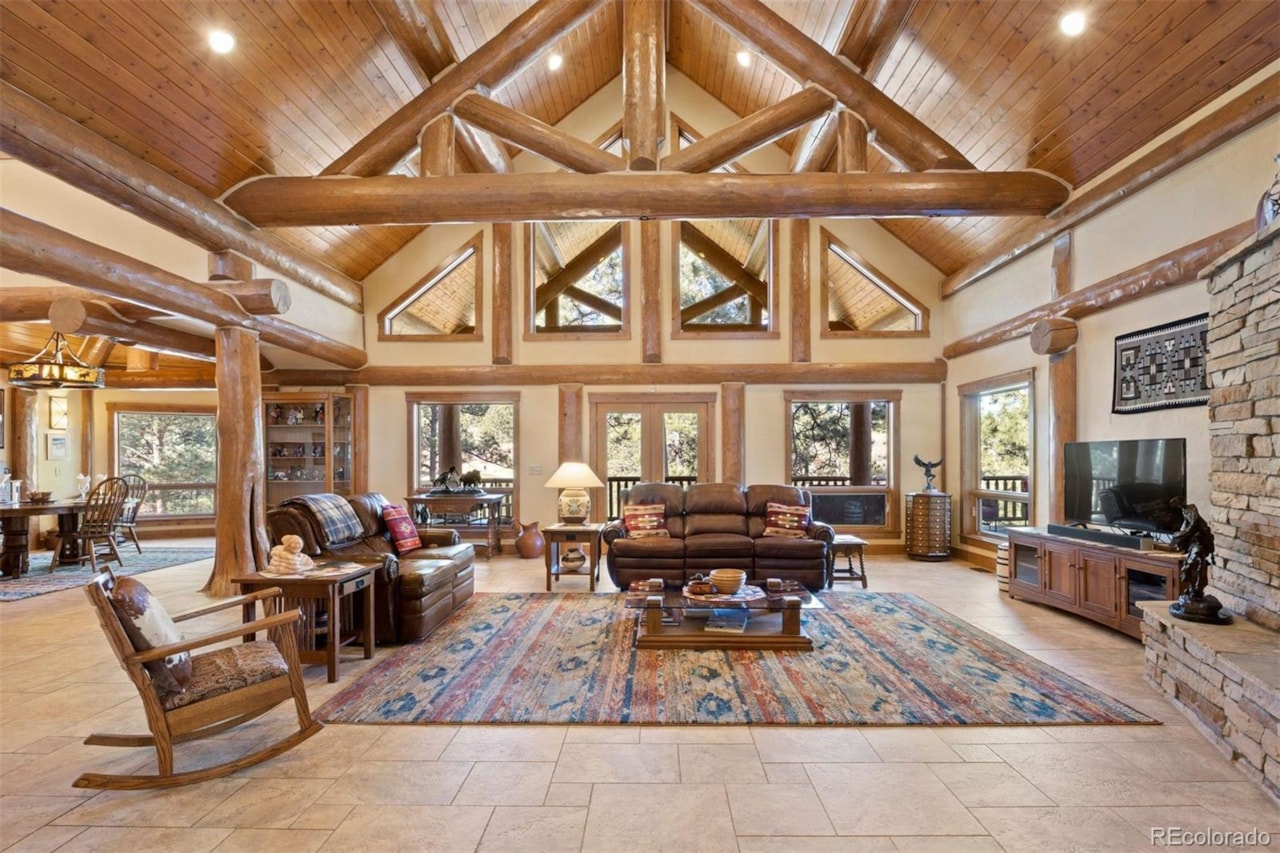 6833 Yampa Dr Bear Dance Luxury lodge design, forested privacy, and views of Bear Dance's 8th green come together... Larkspur Douglas CO 80118 3767631 home for sale $2,100,000 3767631 Photo 7