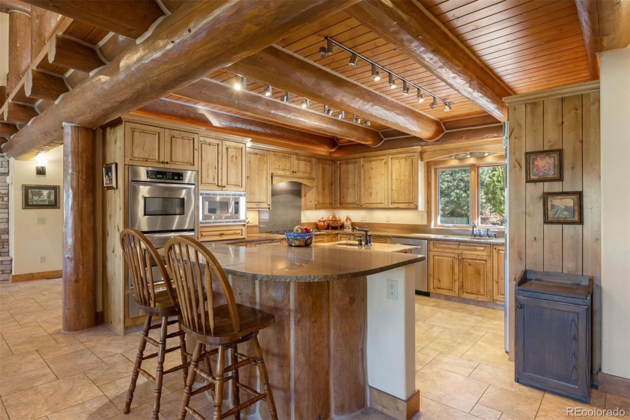 6833 Yampa Dr Bear Dance Luxury lodge design, forested privacy, and views of Bear Dance's 8th green come together... Larkspur Douglas CO 80118 3767631 home for sale $2,100,000 3767631 Photo 10