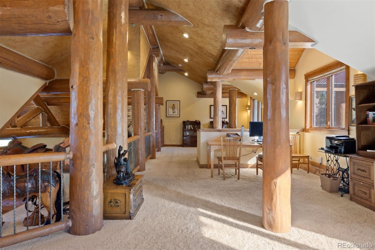 6833 Yampa Dr Bear Dance Luxury lodge design, forested privacy, and views of Bear Dance's 8th green come together... Larkspur Douglas CO 80118 3767631 home for sale $2,100,000 3767631 Photo 15