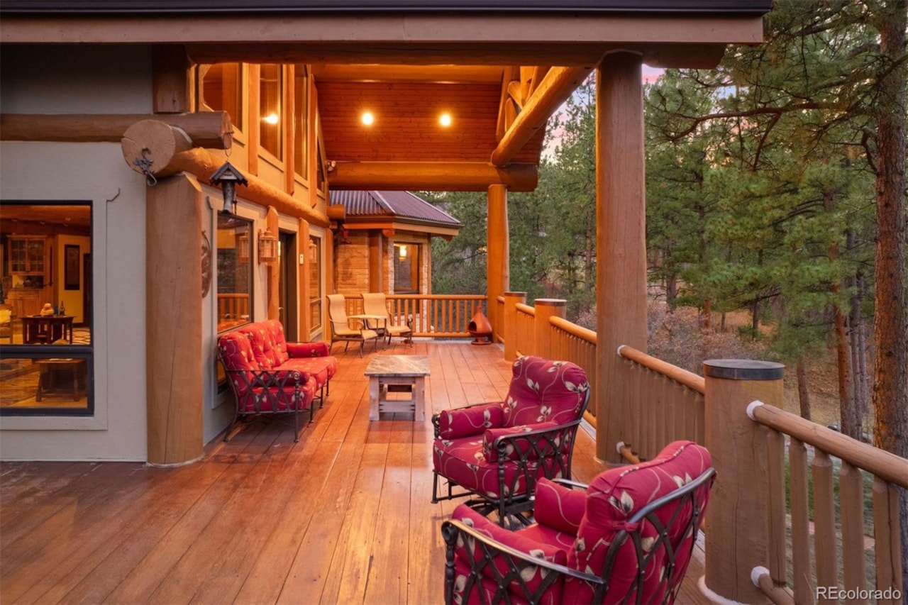 6833 Yampa Dr Bear Dance Luxury lodge design, forested privacy, and views of Bear Dance's 8th green come together... Larkspur Douglas CO 80118 3767631 home for sale $2,100,000 3767631 Photo 25