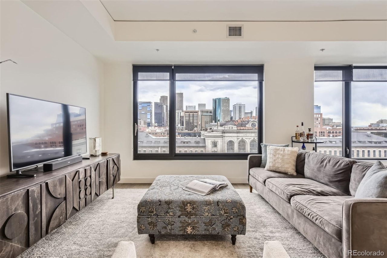 1750 Wewatta St #704 Downtown Welcome to your elevated lifestyle in residence 704 at The Coloradan where modern luxury meets... Denver Denver CO 80202 1652256 condo for sale $970,000 1652256 Photo 9