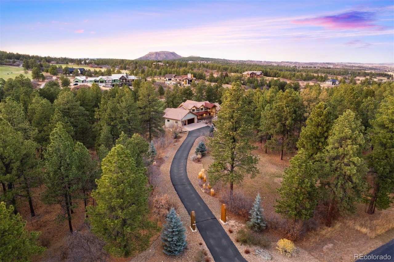 6833 Yampa Dr Bear Dance Luxury lodge design, forested privacy, and views of Bear Dance's 8th green come together... Larkspur Douglas CO 80118 3767631 home for sale $2,100,000 3767631 Photo 33