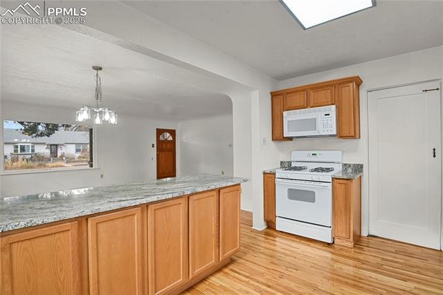 917 N Institute Street A V Hunter Charming and recently renovated home near downtown Colorado Springs, complete with a separate ADU.... Colorado Springs El Paso CO 80903 2534540 home for sale $665,000 2534540 Photo 10