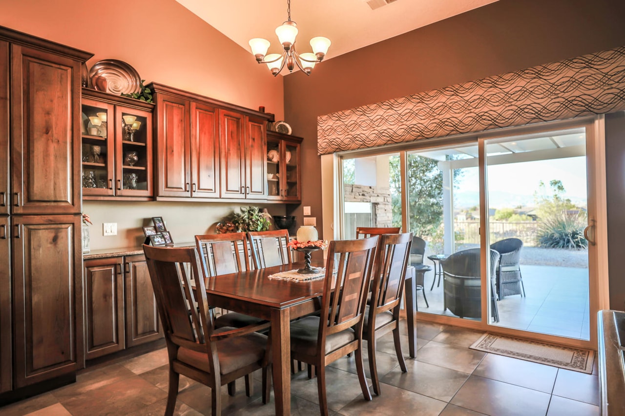 1472 Heatherglen DR St George, UT 84790 home for sale, MLS#25-267011 - Erika Rogers Photo 10