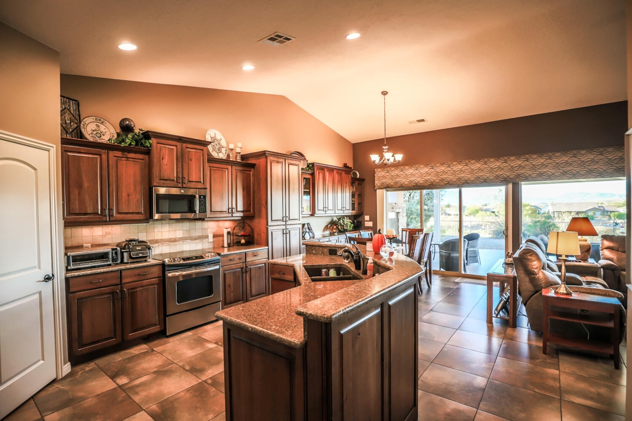 1472 Heatherglen DR St George, UT 84790 home for sale, MLS#25-267011 - Erika Rogers Photo 22