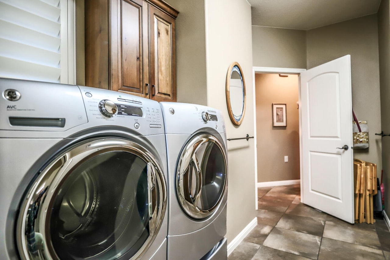 1472 Heatherglen DR St George, UT 84790 home for sale, MLS#25-267011 - Erika Rogers Photo 33