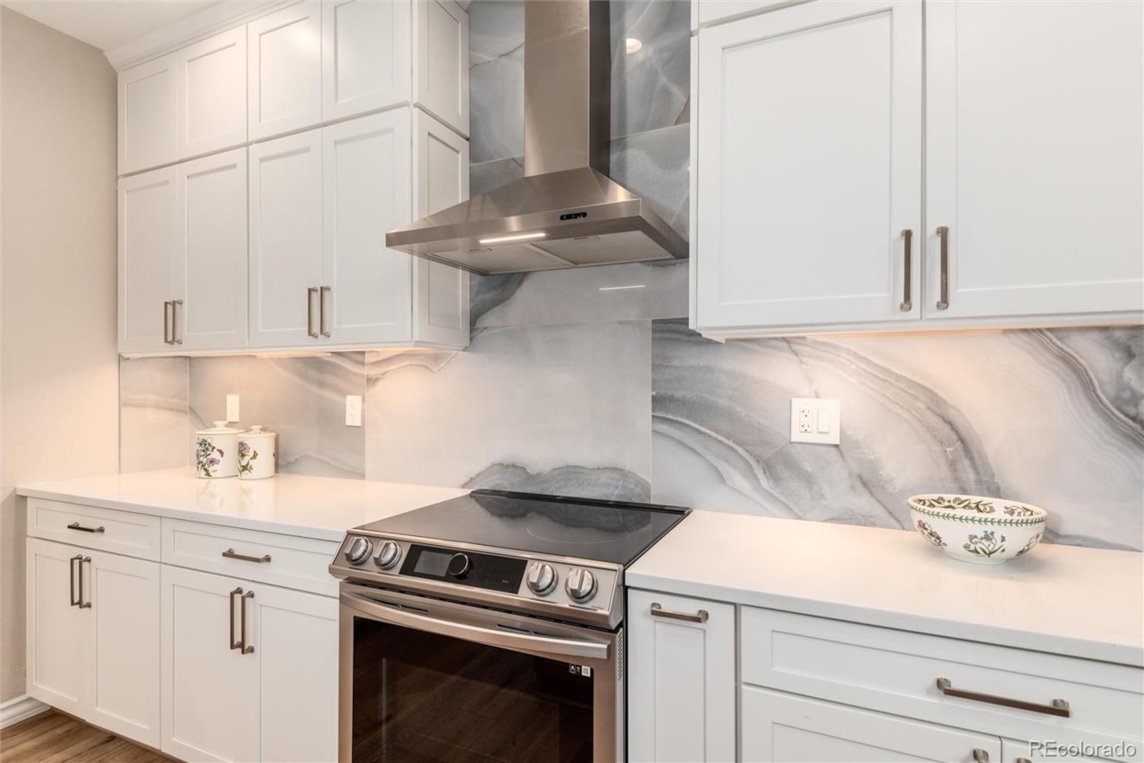 29 Desert Willow Ln Ken Caryl Ranch Discover the perfect blend of luxury and comfort at 29 Desert Willow Lane, tucked away in the... Littleton Jefferson CO 80127 3705060 home for sale $1,525,000 3705060 Photo 12