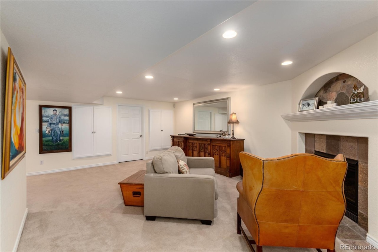 29 Desert Willow Ln Ken Caryl Ranch Discover the perfect blend of luxury and comfort at 29 Desert Willow Lane, tucked away in the... Littleton Jefferson CO 80127 3705060 home for sale $1,525,000 3705060 Photo 32