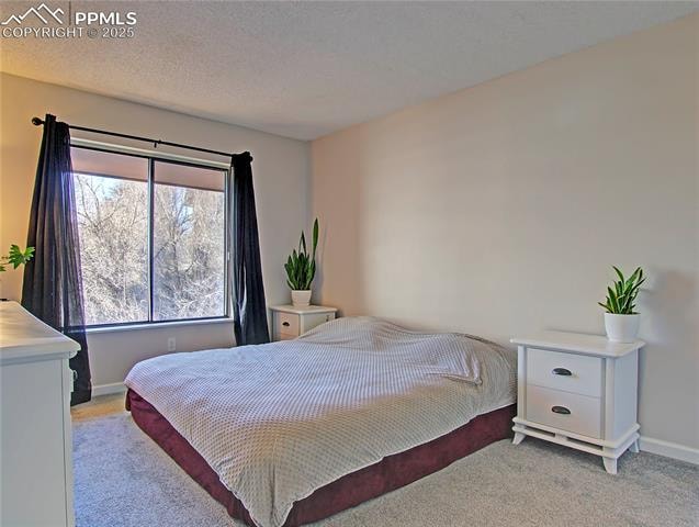 935 Saturn Drive Skyway Condominiums Welcome to this beautifully updated 2-bedroom, 1.5-bath corner condo offering 1,012 sq. ft. of... Colorado Springs El Paso CO 80905 2107637 condo for sale $170,000 2107637 Photo 15