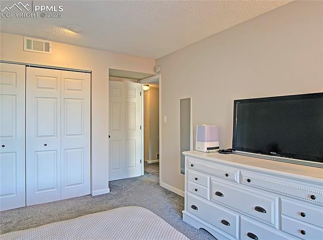 935 Saturn Drive Skyway Condominiums Welcome to this beautifully updated 2-bedroom, 1.5-bath corner condo offering 1,012 sq. ft. of... Colorado Springs El Paso CO 80905 2107637 condo for sale $170,000 2107637 Photo 16