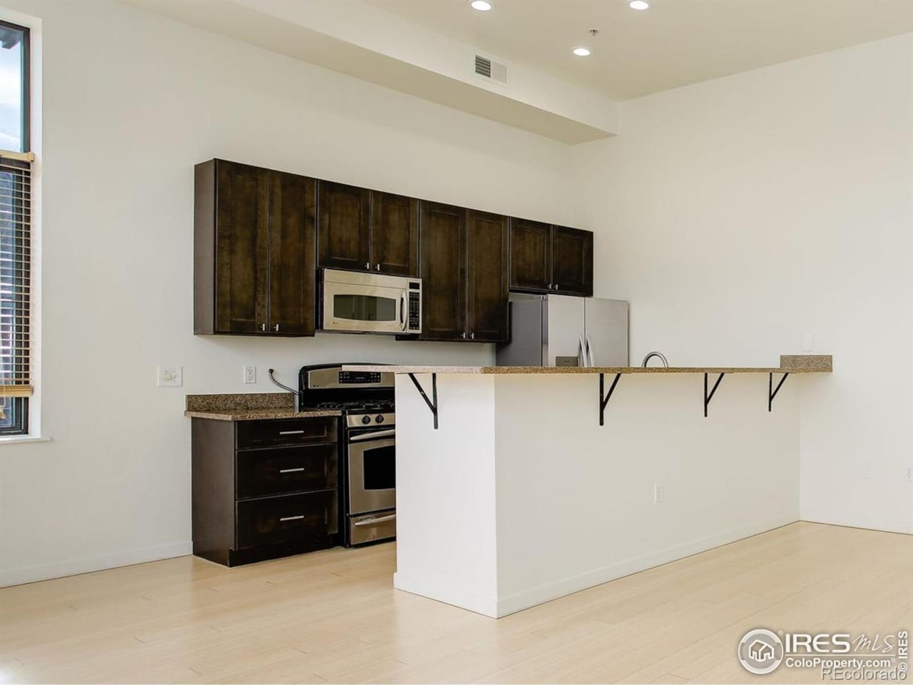 1200 Yarmouth Ave #239 Village At Uptown Broadway Residences Experience the best of North Boulder in this freshly updated, top-floor, 2b/2b corner condo. With... Boulder Boulder CO 80304 IR1047859 home for sale $599,000 IR1047859 Photo 9