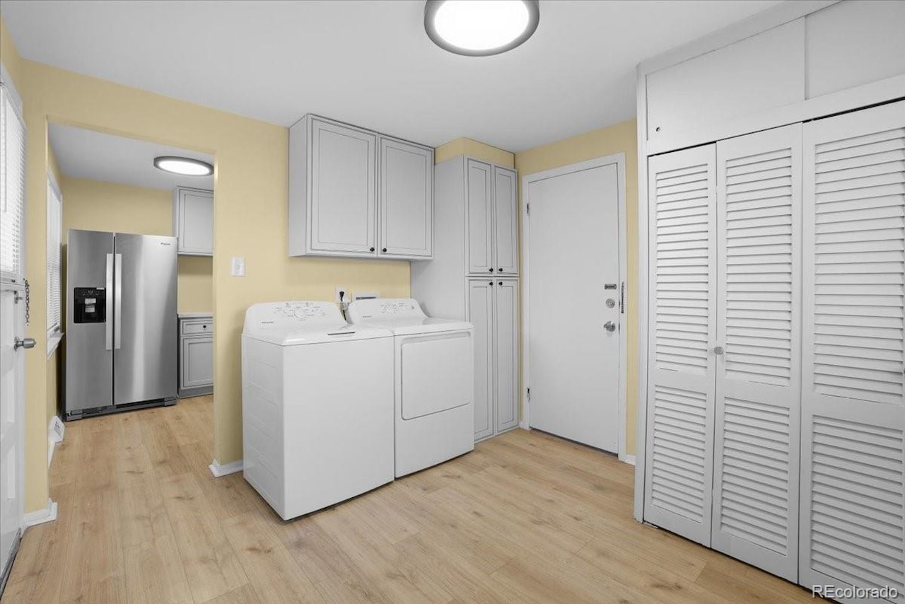 8940 Cole Dr Alta Vista Step into this beautifully refreshed ranch-style 3-bedroom, 2-bathroom home located on a spacious... Arvada Jefferson CO 80004 2351121 home for sale $559,000 2351121 Photo 8