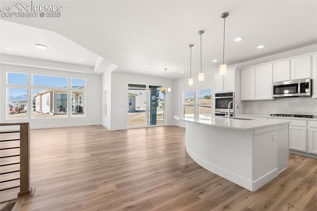 10606 Hudson Yard Drive Highline At Wolf Ranch Gorgeous Garden Level Ranch plan with 5 bedrooms, 4 1/2 bath, and 3 car tandem garage with full... Colorado Springs El Paso CO 80924 6643942 home for sale $770,745 6643942 Photo 5