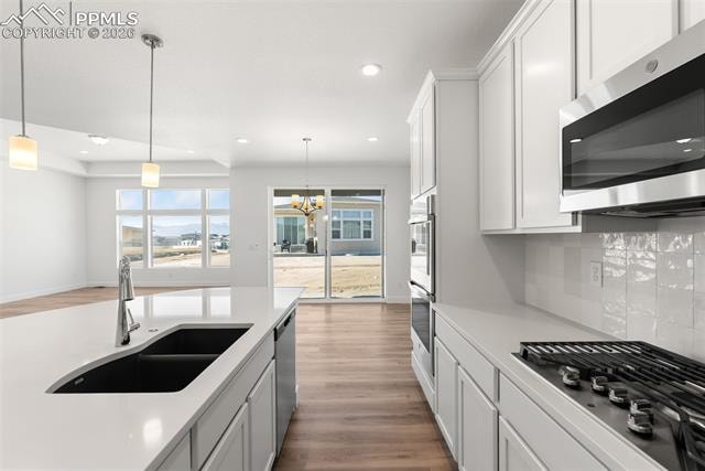 10606 Hudson Yard Drive Highline At Wolf Ranch Gorgeous Garden Level Ranch plan with 5 bedrooms, 4 1/2 bath, and 3 car tandem garage with full... Colorado Springs El Paso CO 80924 6643942 home for sale $770,745 6643942 Photo 7