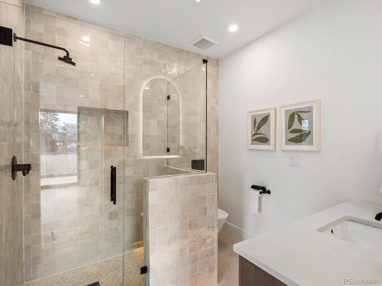 950 S Steele St Belcaro This is Golden Hour Haus. Fully remodeled in 2025 by McCabe Ln. Homes, this iconic property with... Denver Denver CO 80209 8834999 home for sale $8,795,000 8834999 Photo 29