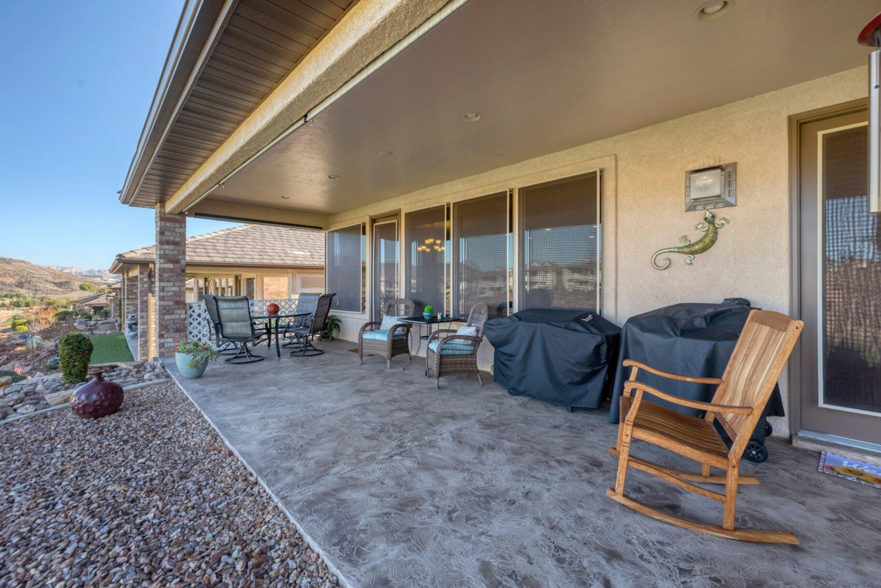2212 Chippenham CT St George, UT 84770 home for sale, MLS#25-267035 - Erika Rogers Photo 32