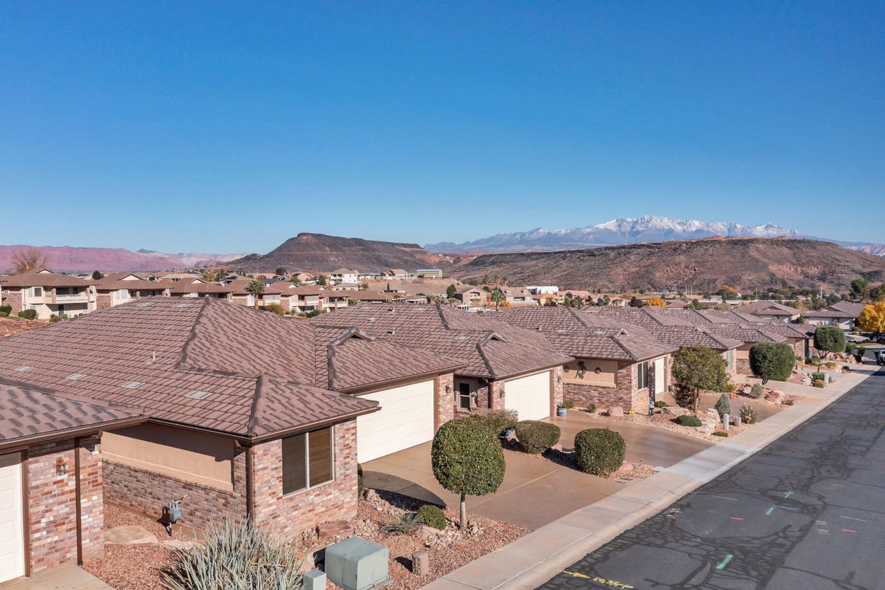 2212 Chippenham CT St George, UT 84770 home for sale, MLS#25-267035 - Erika Rogers Photo 40