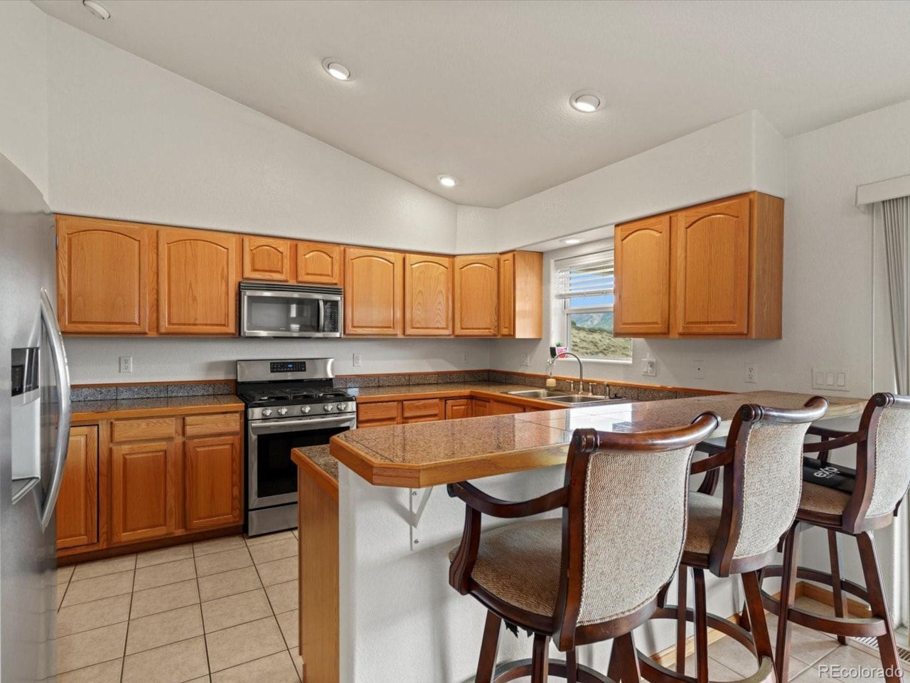 5272 Country Club Dr Perry Park This beautiful ranch home sits on a full acre with a paved driveway and unbeatable Colorado views.... Larkspur Douglas CO 80118 2143588 home for sale $950,000 2143588 Photo 7