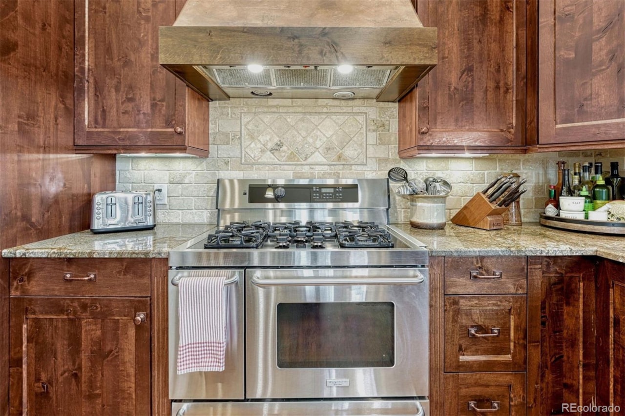 9565 Oak Springs Trl Homestead Ranch Huge Pikes Peak views and sophisticated luxury meet turnkey ranch living. Exceptional property... Franktown Douglas CO 80116 6071988 home for sale $5,000,000 6071988 Photo 19