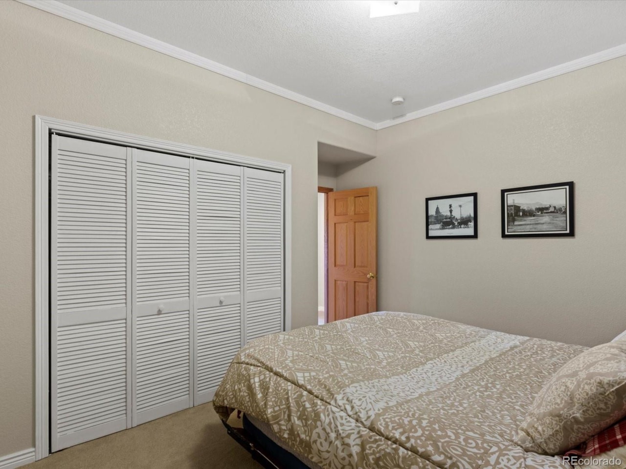 5272 Country Club Dr Perry Park This beautiful ranch home sits on a full acre with a paved driveway and unbeatable Colorado views.... Larkspur Douglas CO 80118 2143588 home for sale $950,000 2143588 Photo 31