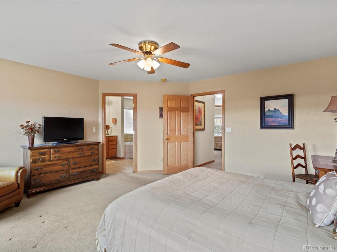 5272 Country Club Dr Perry Park This beautiful ranch home sits on a full acre with a paved driveway and unbeatable Colorado views.... Larkspur Douglas CO 80118 2143588 home for sale $950,000 2143588 Photo 13