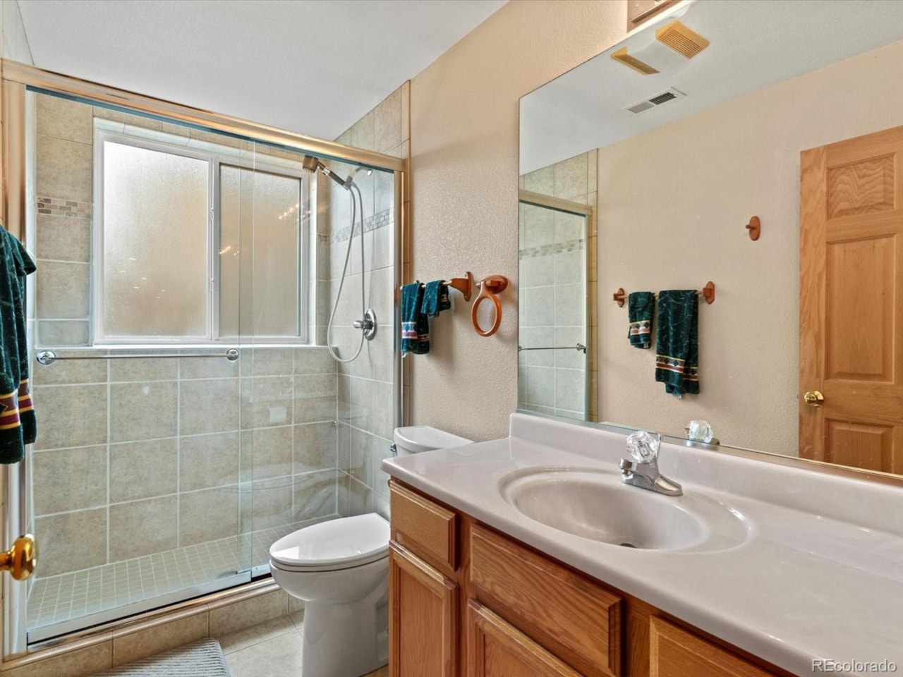 5272 Country Club Dr Perry Park This beautiful ranch home sits on a full acre with a paved driveway and unbeatable Colorado views.... Larkspur Douglas CO 80118 2143588 home for sale $950,000 2143588 Photo 29