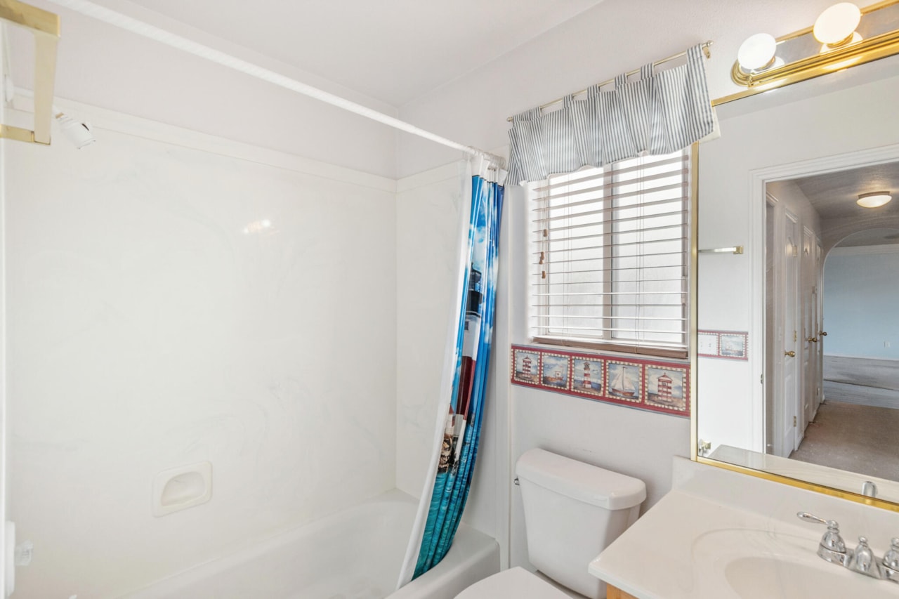 646 N 2450  E #11 St George, UT 84790 home for sale, MLS#25-267044 - Erika Rogers Photo 23