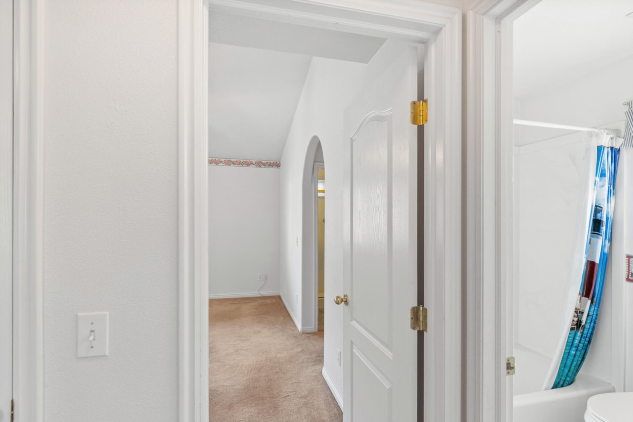 646 N 2450  E #11 St George, UT 84790 home for sale, MLS#25-267044 - Erika Rogers Photo 27