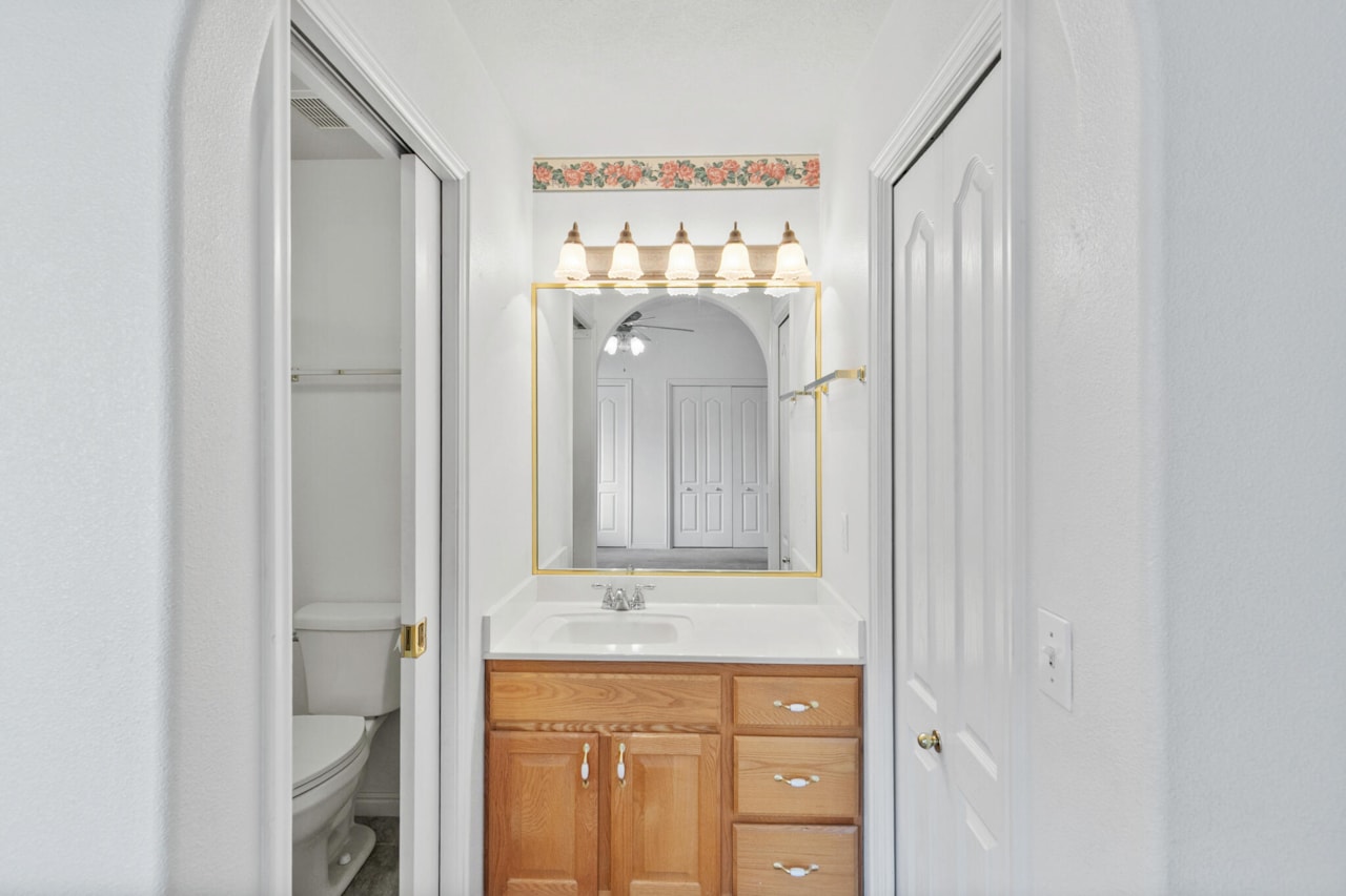 646 N 2450  E #11 St George, UT 84790 home for sale, MLS#25-267044 - Erika Rogers Photo 32