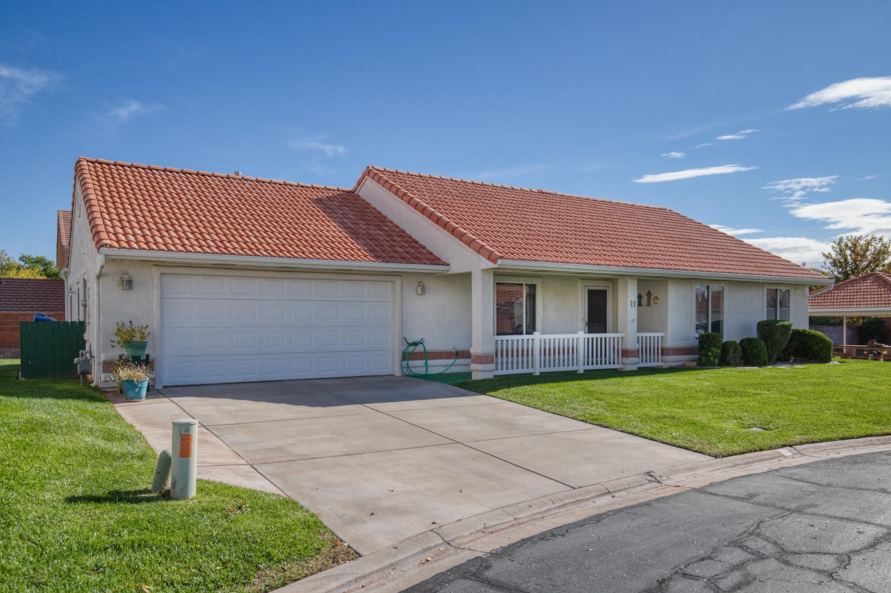 646 N 2450  E #11 St George, UT 84790 home for sale, MLS#25-267044 - Erika Rogers Photo 52