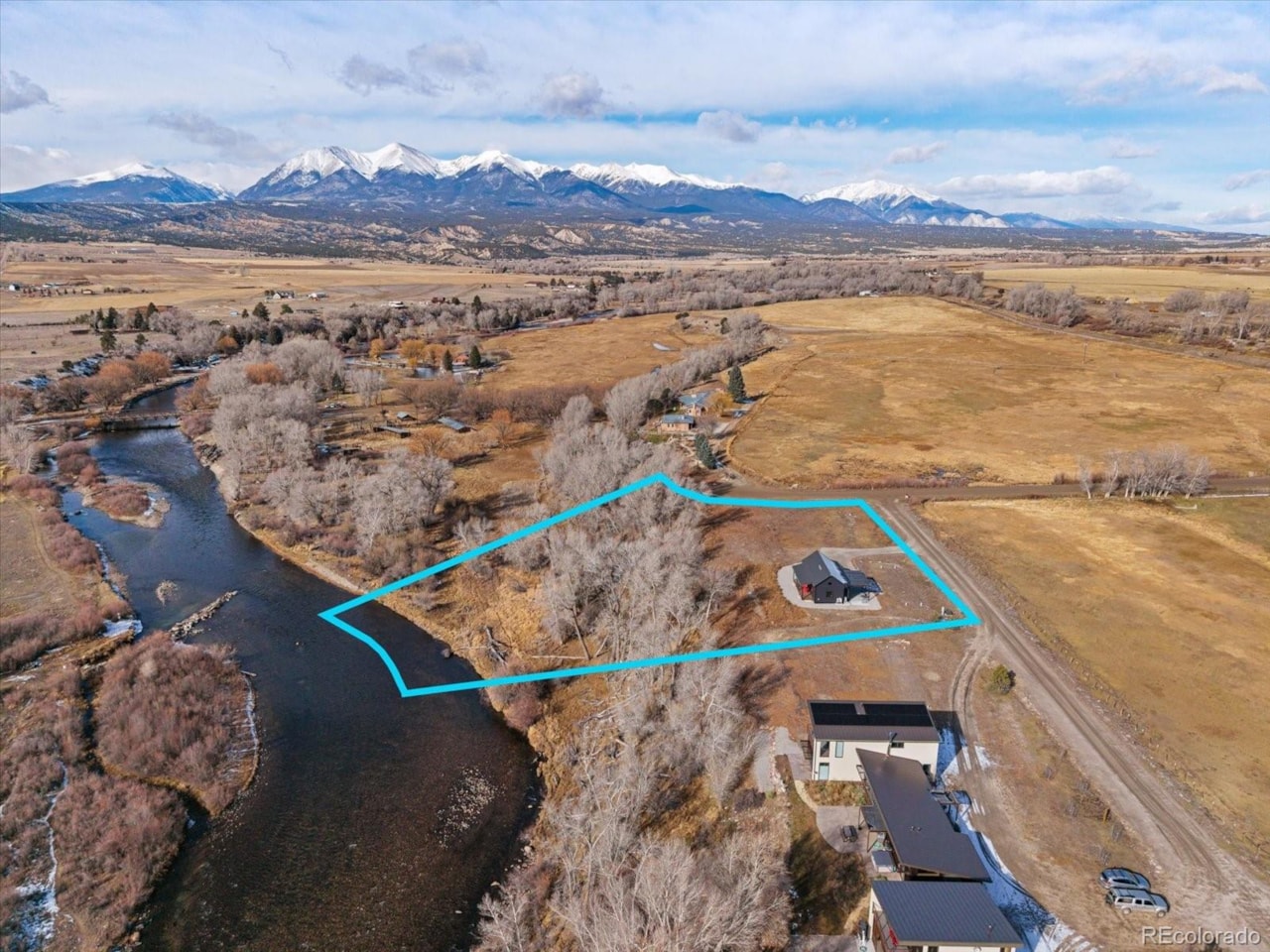 8995 Salix Rd Willows Filing No 1 8995 Salix Road, Salida ColoradoModern riverfront living on one of the best stretches of the... Salida Chaffee CO 81201 6787819 home for sale $1,390,000 6787819 Photo 2