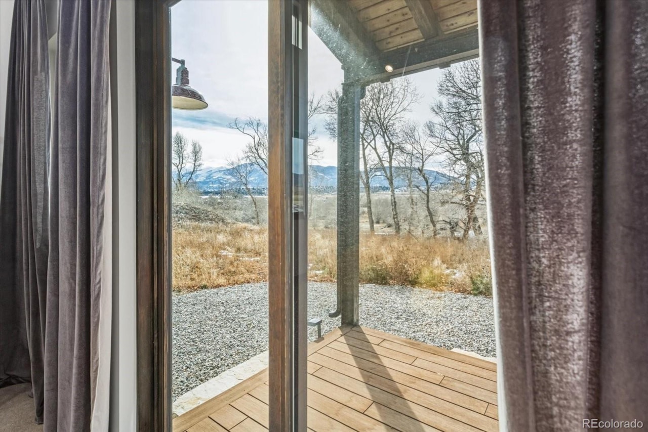 8995 Salix Rd Willows Filing No 1 8995 Salix Road, Salida ColoradoModern riverfront living on one of the best stretches of the... Salida Chaffee CO 81201 6787819 home for sale $1,390,000 6787819 Photo 25
