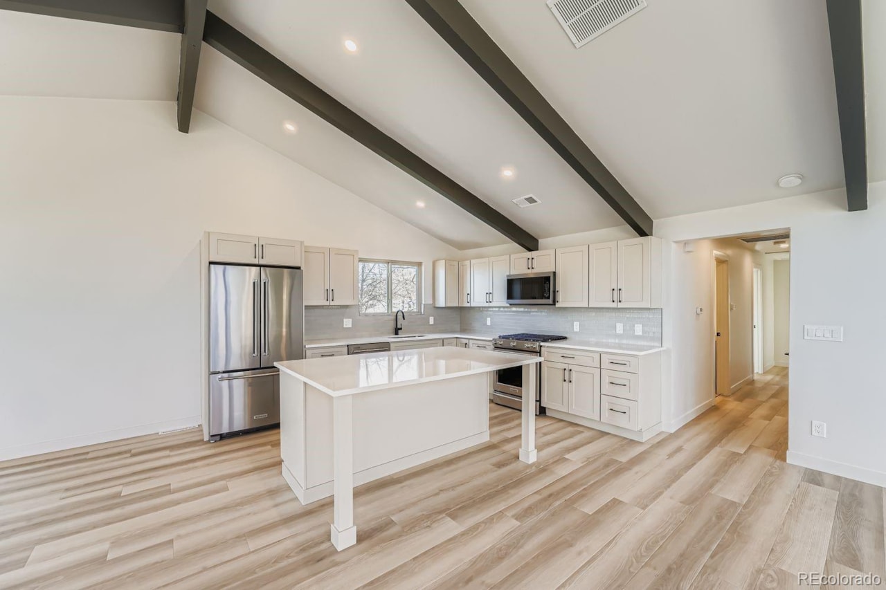 2780 Juniper Dr Applewood Modern, fully renovated dream home in a can't-beat location in Applewood.  Vaulted ceilings, giant... Golden Jefferson CO 80401 9140930 home for sale $1,700,000 9140930 Photo 10